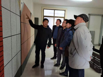 河南省建設(shè)科技協(xié)會(huì)理事長(zhǎng)張利萍、秘書(shū)長(zhǎng)段敬民等一行蒞臨調(diào)研